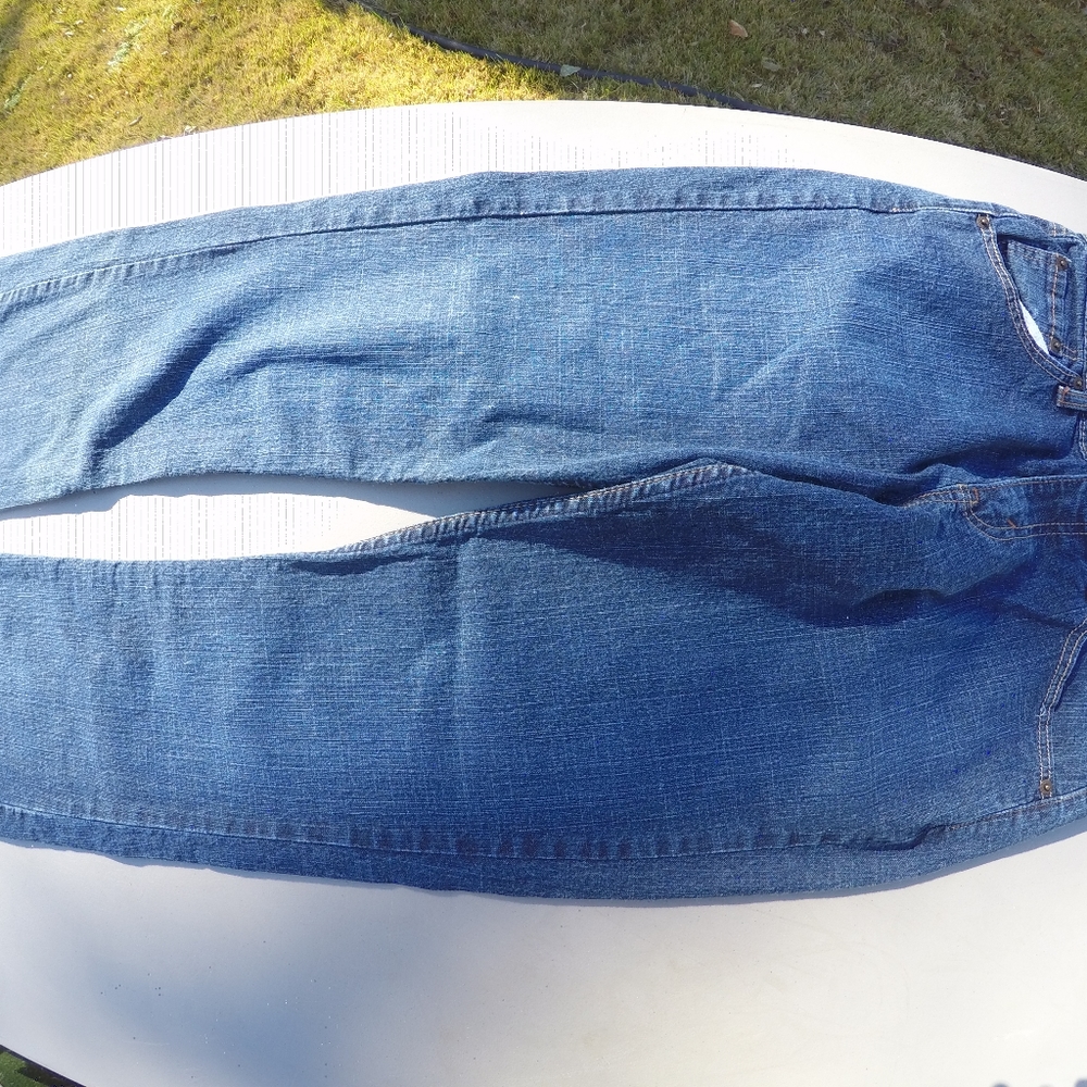 👢 Levi's Signature Stretch Low Rise Bootcut Jeans - Elevate Your Denim Game! 👖